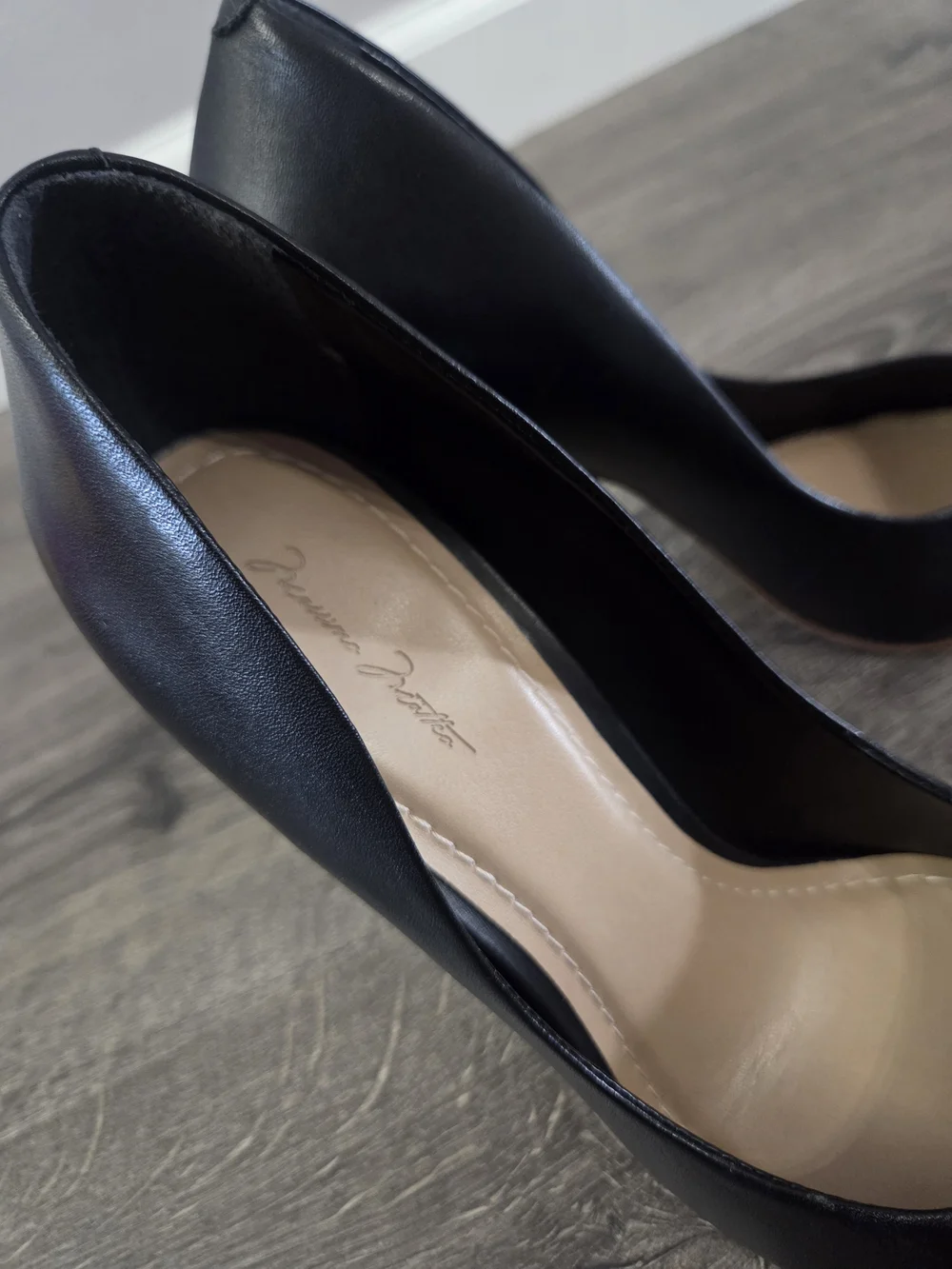 Massimo Matteo Womens Black Pointed-Toe Leather Pumps Size 10 NWOT - Picture 9 of 10